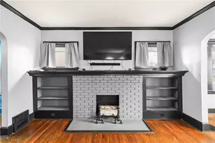 352 Bellflower Ave NW, Canton, OH 44708 - Photo 16