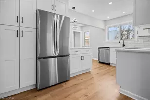 3639 Hillward Dr, Willoughby, OH 44094 - Photo 2