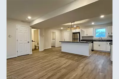 1587 Drexel Avenue NW, Warren, OH 44485 - Photo 6