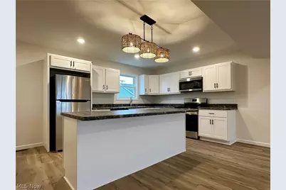 1587 Drexel Avenue NW, Warren, OH 44485 - Photo 8