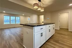 1587 Drexel Ave NW, Warren, OH 44485 - Photo 12