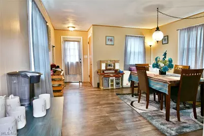 135 Clingan Street, Hubbard, OH 44425 - Photo 24