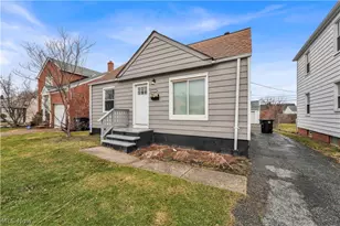 4561 W 148th St, Loveland, OH 44135 - Photo 2