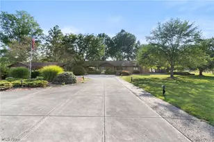 11950 Castleton Ln, Grafton, OH 44044 - Photo 8