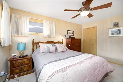 13352 Claremont Avenue, Middleburg Heights, OH 44130 - Photo 14