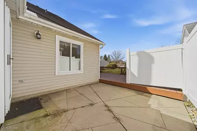 762 Hunters Trail, Akron, OH 44313 - Photo 38