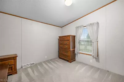354 Pin Oak Circle, Elyria, OH 44035 - Photo 22