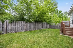 354 Pin Oak Cir, Elyria, OH 44035 - Photo 30