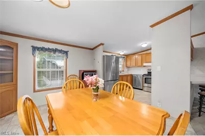 354 Pin Oak Circle, Elyria, OH 44035 - Photo 10