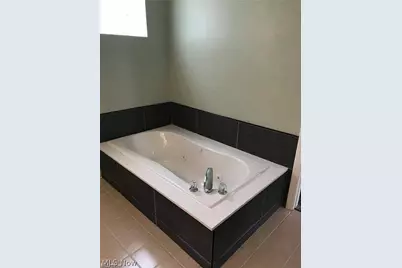 600 Literary Road #Up, Loveland, OH 44113 - Photo 12