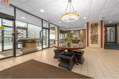 12550 Lake Avenue #201, Oakwood, OH 44107 - Photo 2