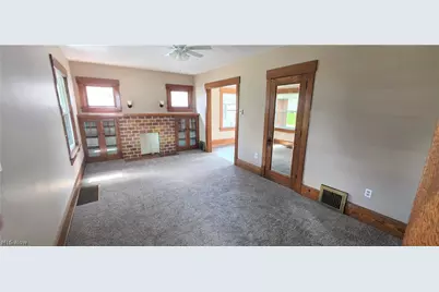 1017 Clinton Avenue SW, Canton, OH 44706 - Photo 2
