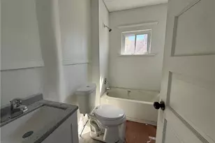 1068 E 68th St, Loveland, OH 44103 - Photo 12