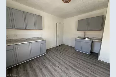 1068 E 68th Street, Loveland, OH 44103 - Photo 14