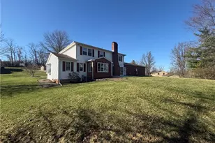 220 Barrington Ridge, New Concord, OH 43762 - Photo 6