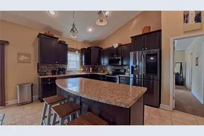 49235 Hickman Road, East Liverpool, OH 43920 - Photo 16