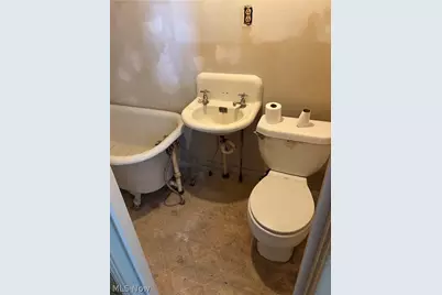 175 W Ohio Avenue, Sebring, OH 44672 - Photo 6