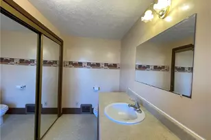 331 Ohio Ave, Ravenna, OH 44266 - Photo 18