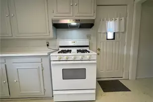 331 Ohio Ave, Ravenna, OH 44266 - Photo 26