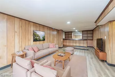 14906 Kingsford Avenue, Loveland, OH 44128 - Photo 8