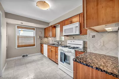 4098 Ridgeview Road, Loveland, OH 44144 - Photo 12