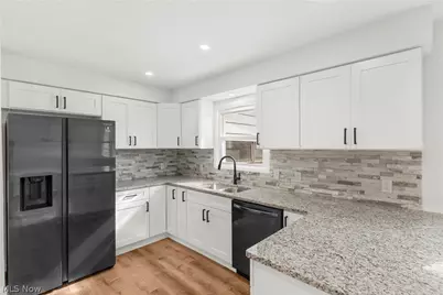 529 Warren Avenue, Niles, OH 44446 - Photo 4