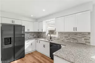 529 Warren Ave, Niles, OH 44446 - Photo 4