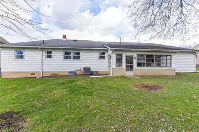 529 Warren Avenue, Niles, OH 44446 - Photo 22