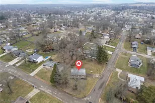 2892 Chadwick St NW, Massillon, OH 44646 - Photo 2