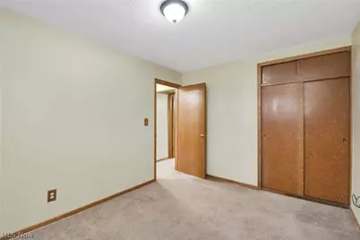 1604 Empire Road, Wickliffe, OH 44092 - Photo 20