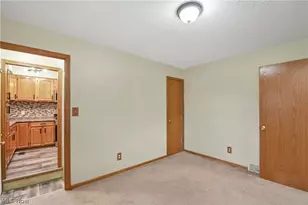 1604 Empire Rd, Wickliffe, OH 44092 - Photo 14