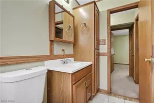 1604 Empire Rd, Wickliffe, OH 44092 - Photo 26