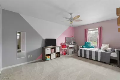 10406 Village Drive, Garrettsville, OH 44231 - Photo 20