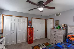 2218 Crestmont Dr, Girard, OH 44420 - Photo 40