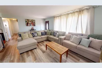 5143 Calla Avenue NW, Champion, OH 44483 - Photo 10