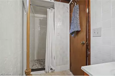 226 Helena Drive, Struthers, OH 44471 - Photo 24