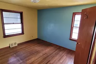 21250 Wilmore Ave, Euclid, OH 44123 - Photo 6