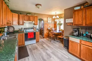 8178 Navarre Rd SW, Massillon, OH 44646 - Photo 34