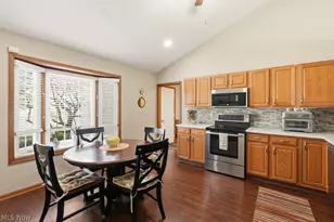 16506 Sunwood Oval, Strongsville, OH 44136 - Photo 4