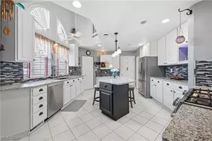 424 N Bayshore Dr, Columbiana, OH 44408 - Photo 20