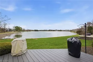 424 N Bayshore Dr, Columbiana, OH 44408 - Photo 8