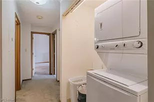 2889 Charing Cross Rd NW, Canton, OH 44708 - Photo 12