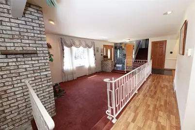 268 Kingsview Drive, Weirton, WV 26062 - Photo 6