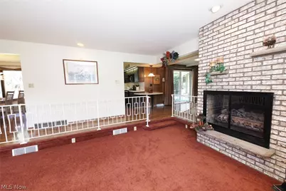 268 Kingsview Drive, Weirton, WV 26062 - Photo 8