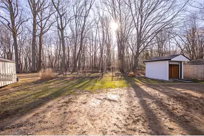 5595 Walnut Street, Mentor on the Lake, OH 44060 - Photo 32