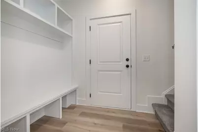 5595 Walnut Street, Mentor on the Lake, OH 44060 - Photo 14