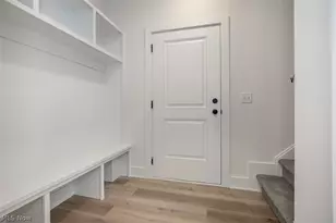 5595 Walnut St, Mentor on the Lake, OH 44060 - Photo 14