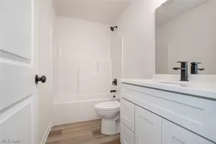 5595 Walnut St, Mentor on the Lake, OH 44060 - Photo 26