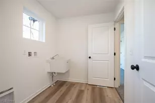 5595 Walnut St, Mentor on the Lake, OH 44060 - Photo 18