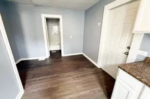 3206 W 50th St, Loveland, OH 44102 - Photo 4